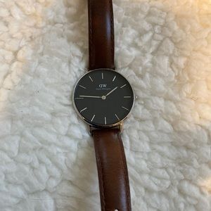 Daniel Wellington 32mm Ladies Watch